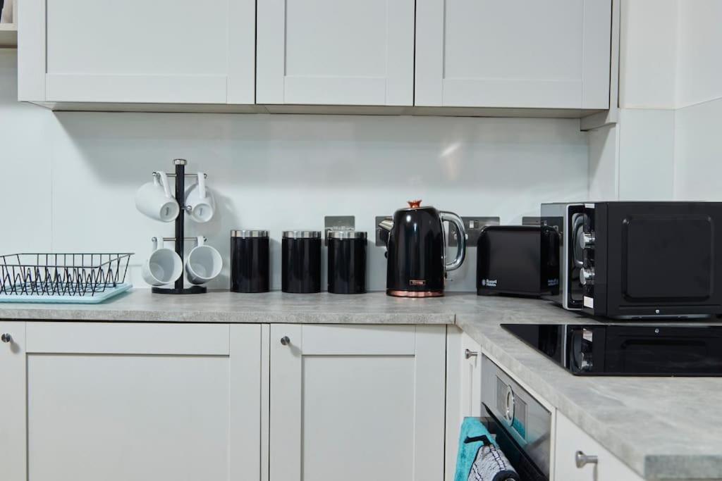 Beautiful Central Apartment Лемингтън Спа Екстериор снимка